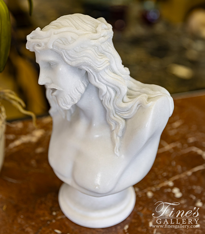 Marble Statues  - Jesus Christ In Pure White Marble - MBT-473